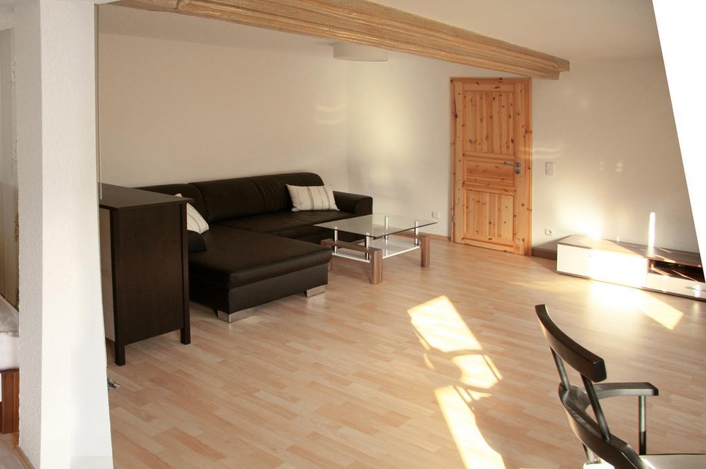 3 Seiten Ferienwohnung Ена Номер фото