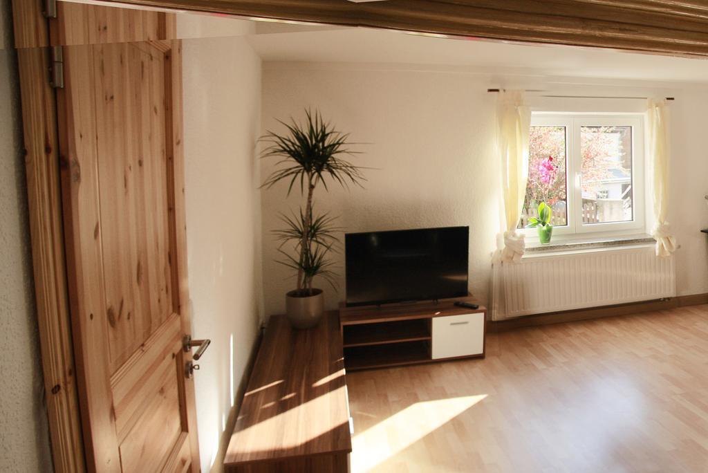 3 Seiten Ferienwohnung Ена Номер фото